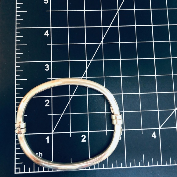 Vintage DYADEMA Silver Hinged Bracelet - Picture 3 of 10